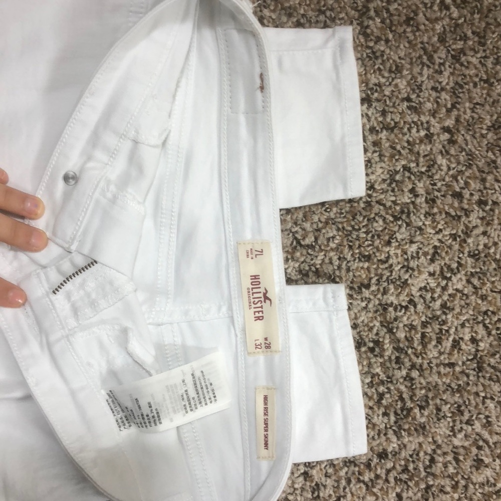High rise white ripped hollister skinny jeans